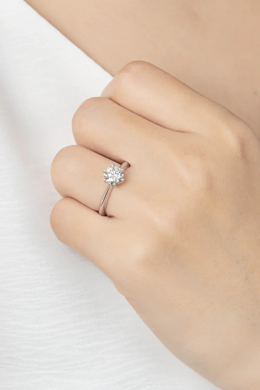 Minimalist 1 Carat Moissanite Ring Platinum Plated - Southern Shores Clothing
