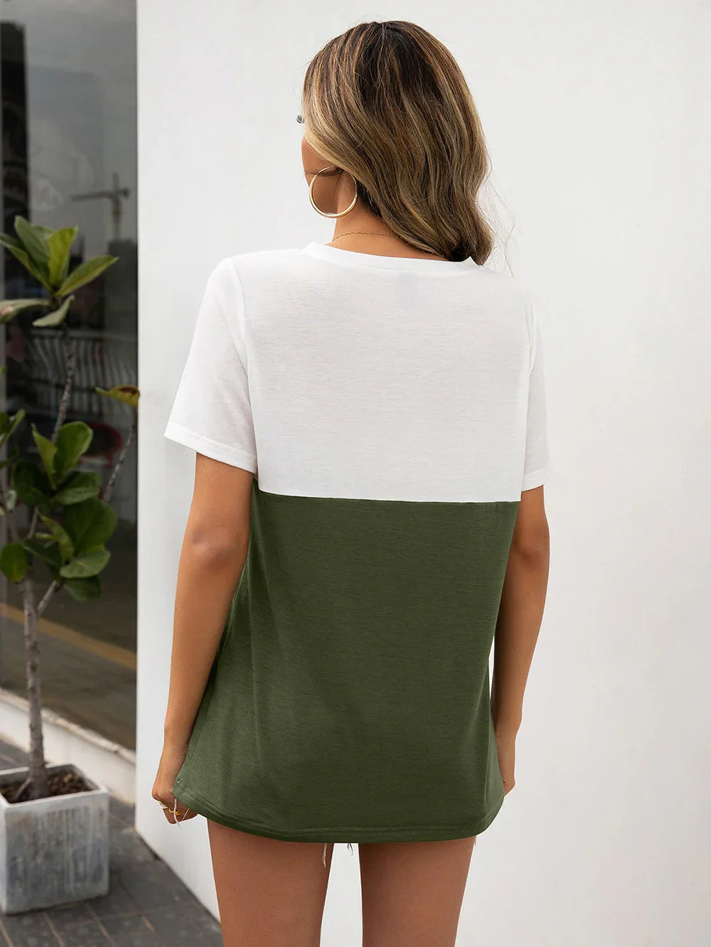 Color Block V-Neck Short Sleeve Tee With Comfortable Fit - Southern Shores Clothing