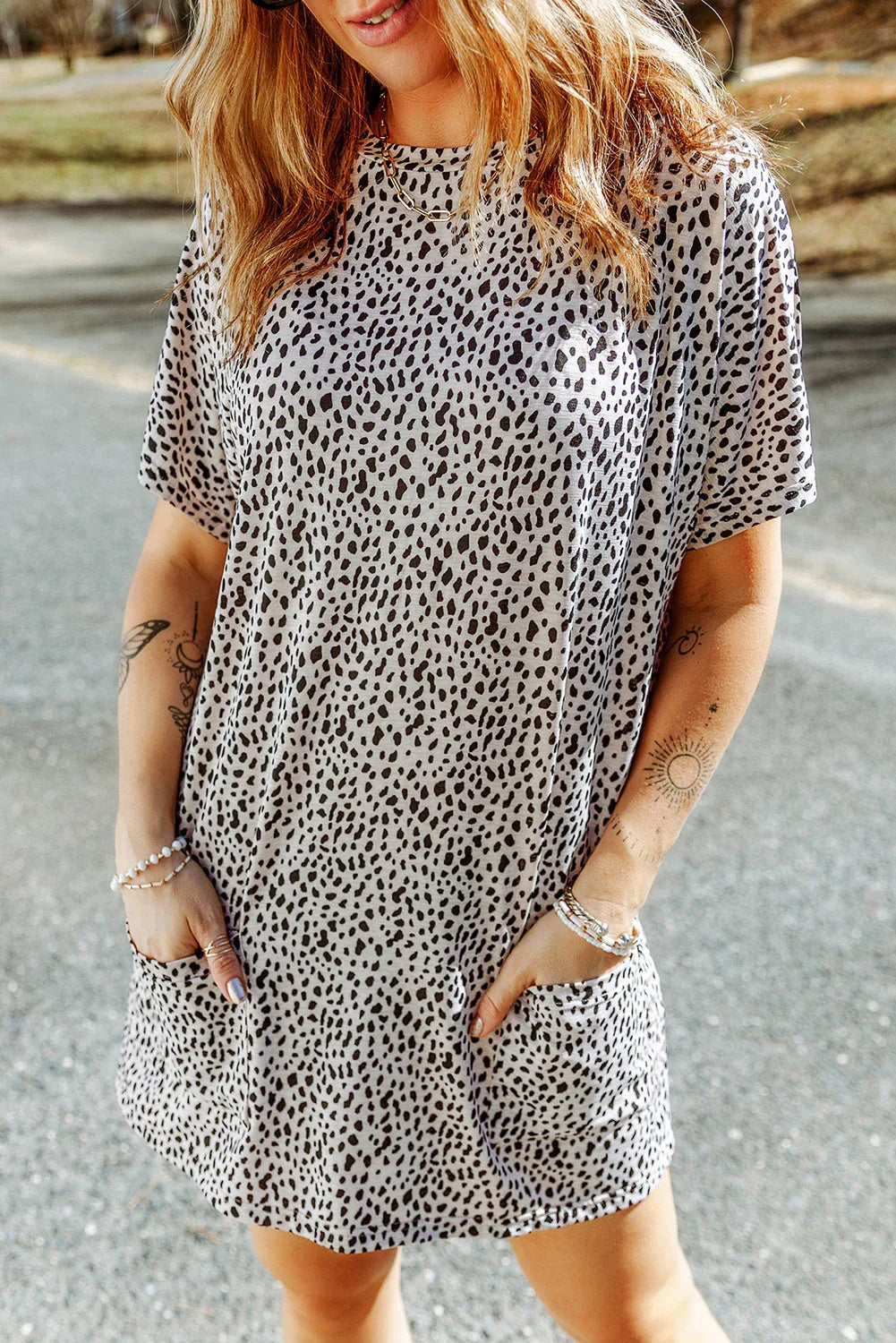 Animal Print Round Neck Tunic Tee With Pockets Stretchy - Southern Shores Clothing