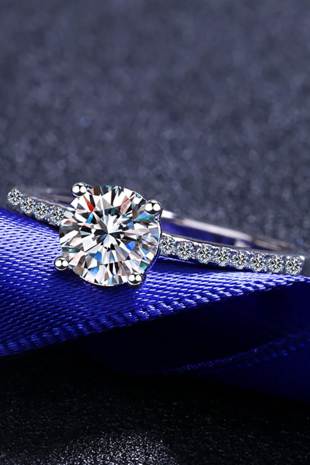 1 Carat Moissanite Rhodium-Plated Minimalist Ring - Southern Shores Clothing