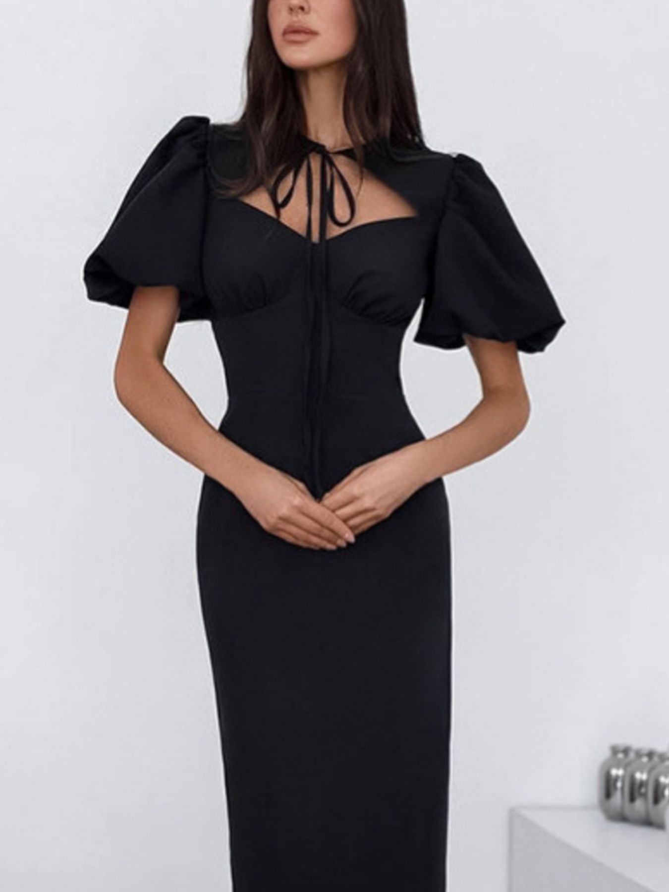 Elegant Cutout Front Puff Sleeve Dress For Formal Occasions