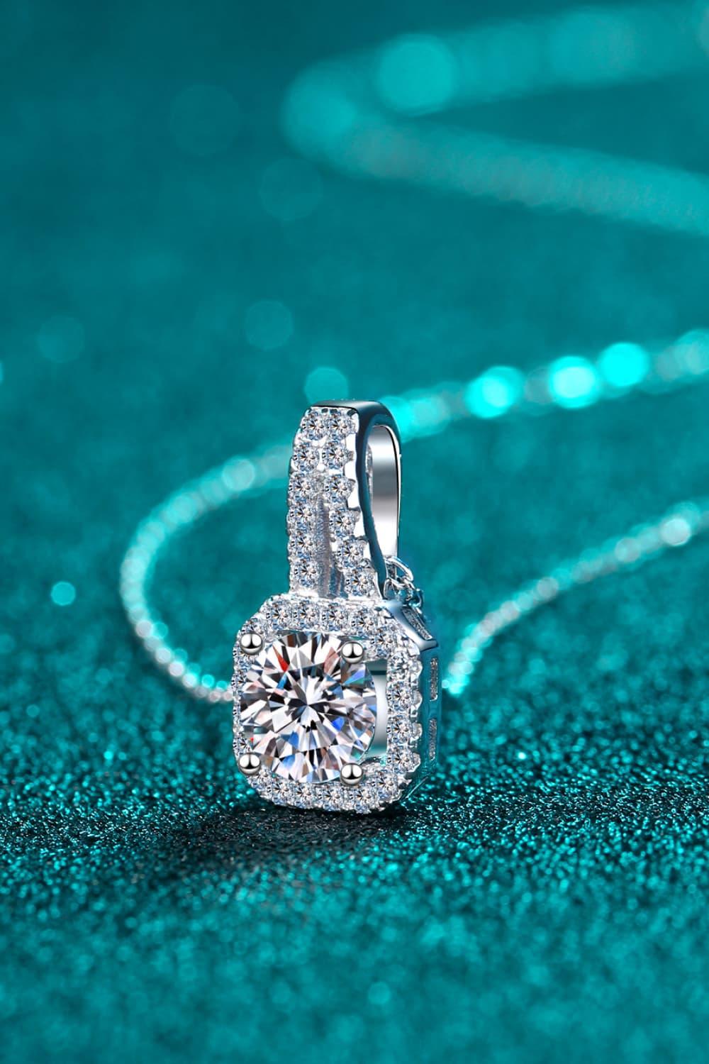 Moissanite Sterling Silver Necklace Lightweight 0.5 Ct - Southern Shores Clothing