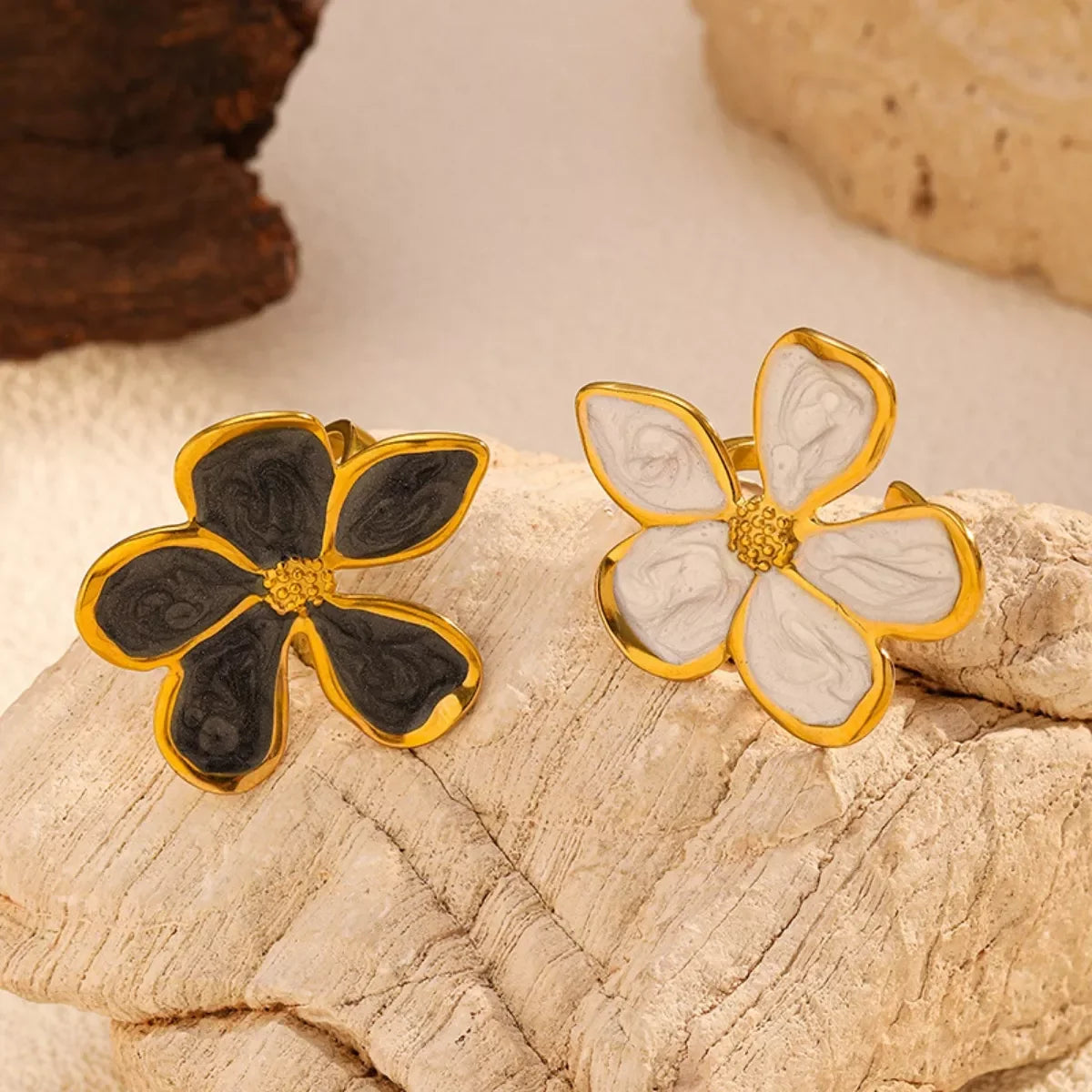 Floral Open Ring With Resin Inlay 18K Gold-Plated - Southern Shores Clothing