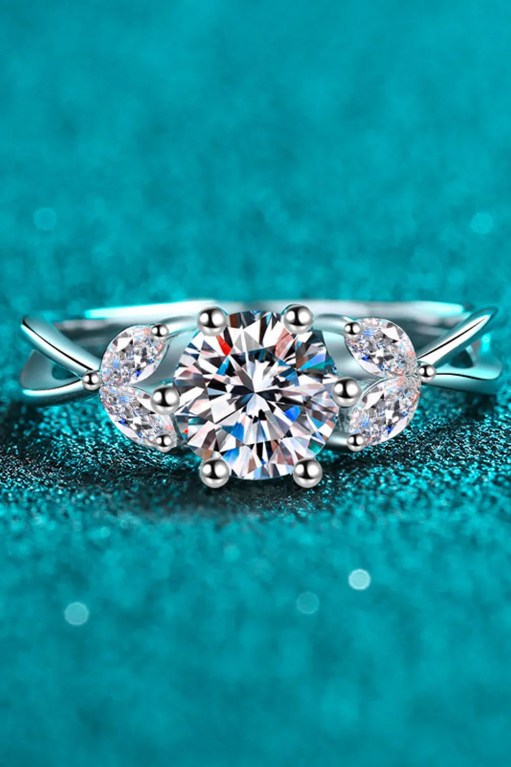 Minimalist 1 Carat Moissanite Ring In Sterling Silver - Southern Shores Clothing