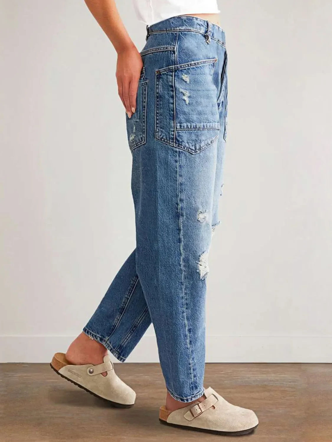 Coastal Distressed Denim Jeans With Pockets - Southern Shores Clothing