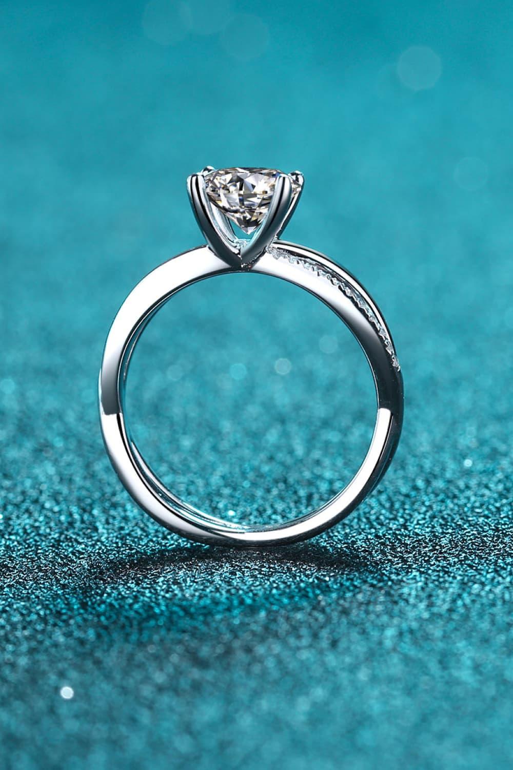 1 Carat Moissanite Crisscross Split Shank Ring - Southern Shores Clothing