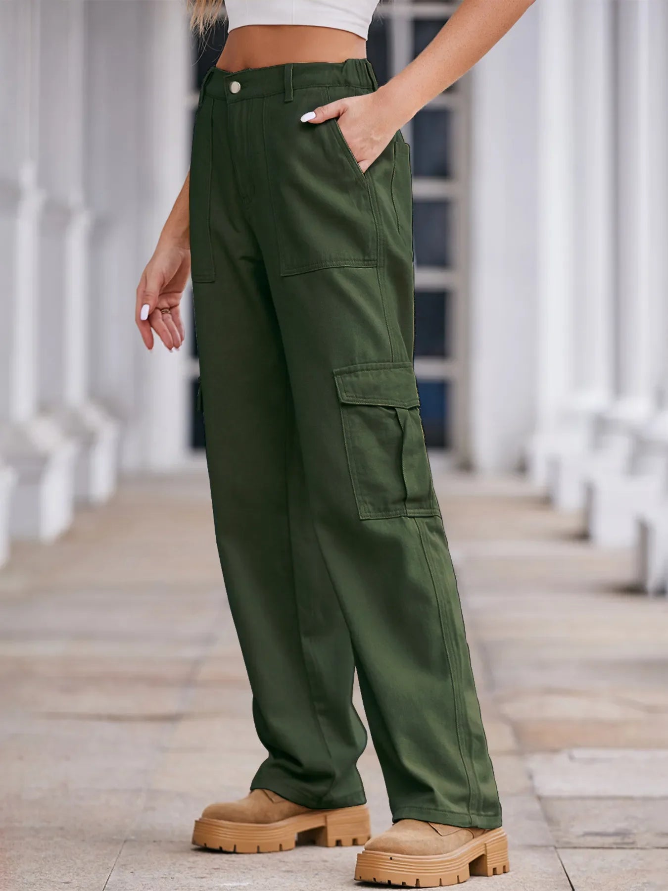 High-Waisted Stretch Cargo Jeans With Pockets - Southern Shores Clothing