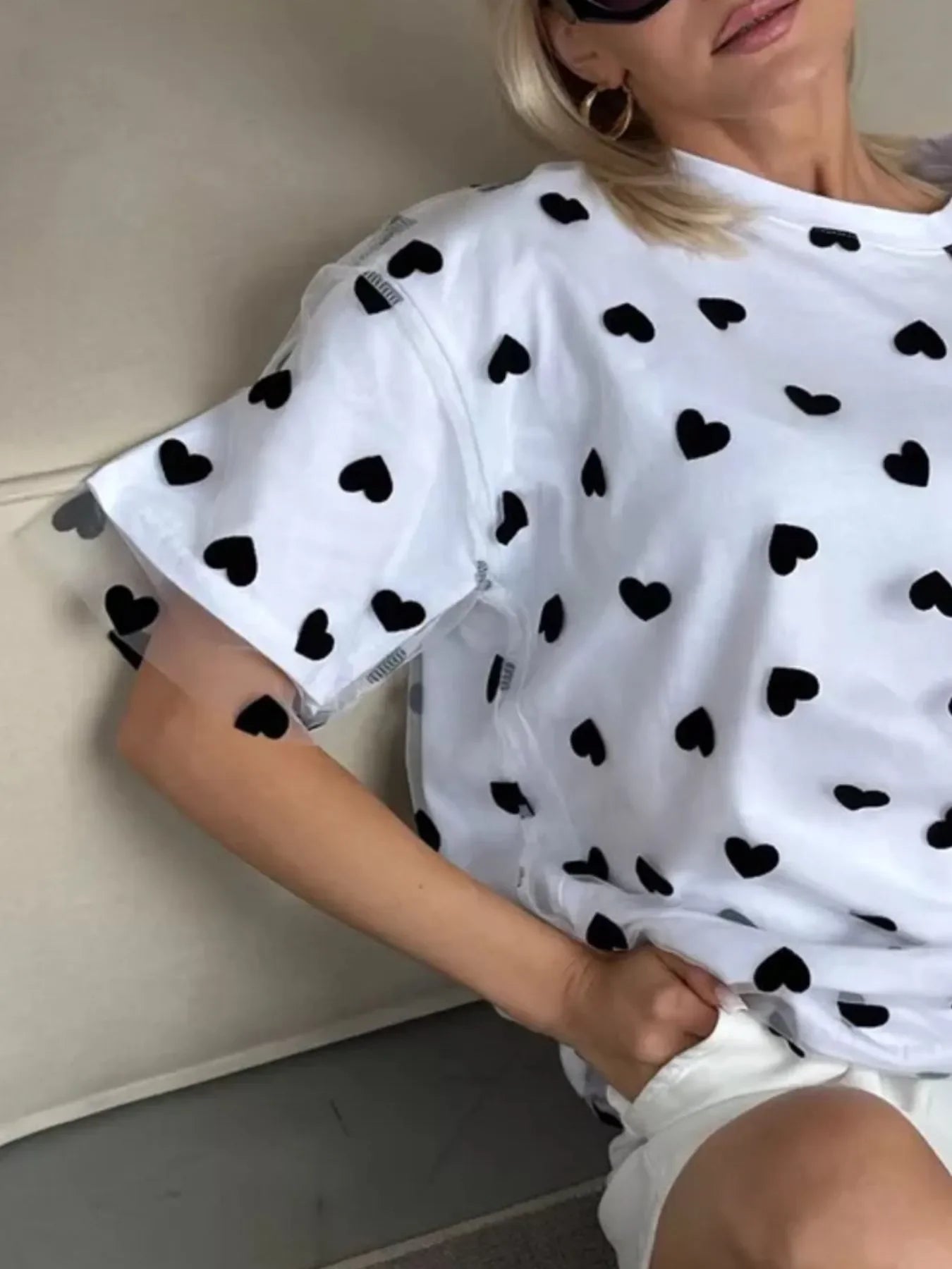 Oversized Heart Print T Shirt For Everyday Wear - Southern Shores Clothing