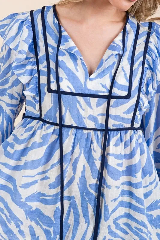 Graphic Print Quarter Sleeve Blouse With Solid Trim - Southern Shores Clothing