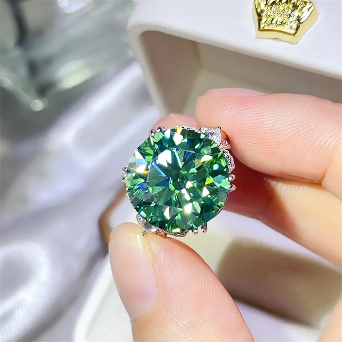 10 Carat Moissanite Platinum Plated Sterling Silver Ring - Southern Shores Clothing