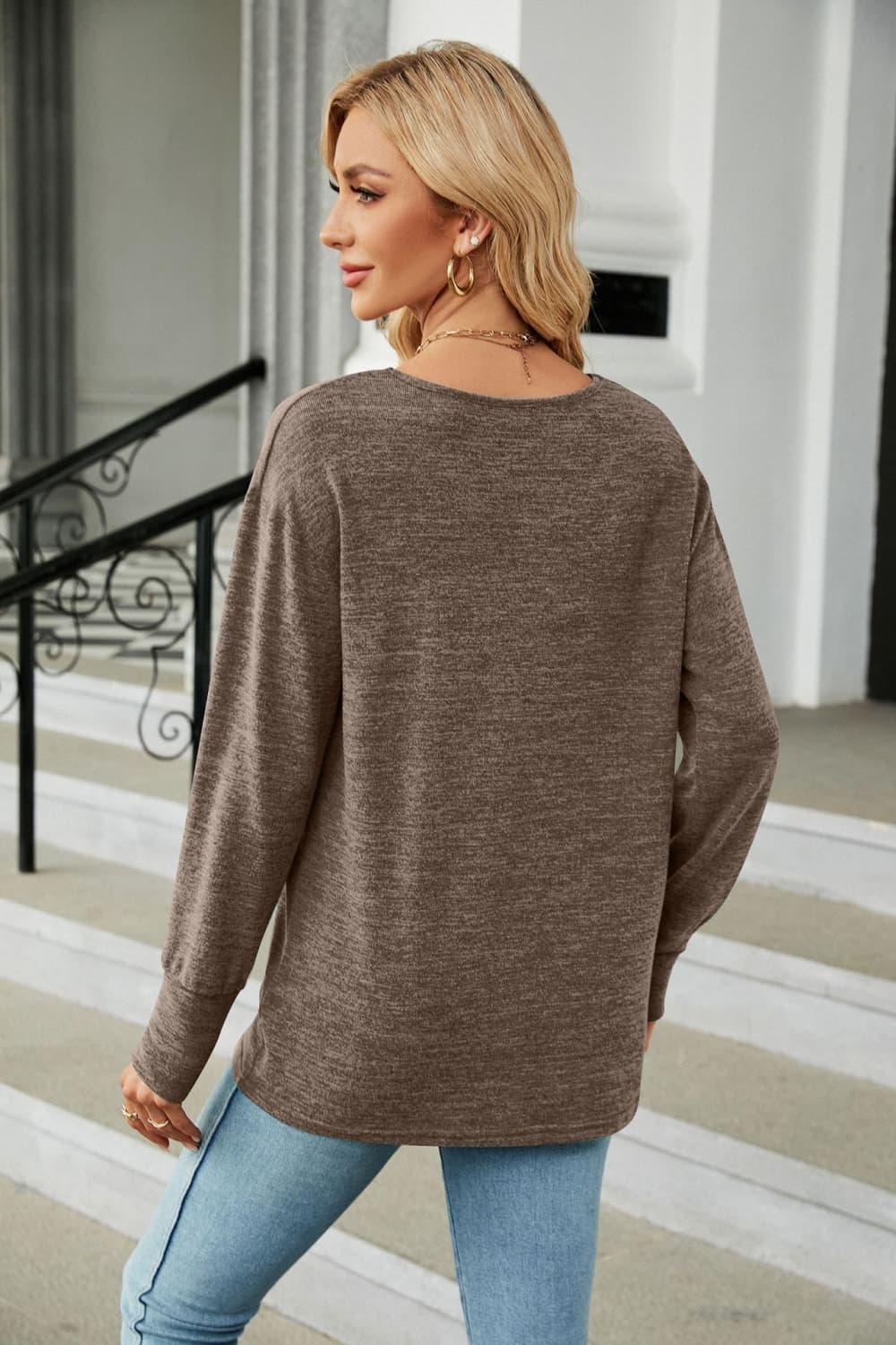 Casual V-Neck Long Sleeve Solid T-Shirt With Relaxed Fit - Southern Shores Clothing
