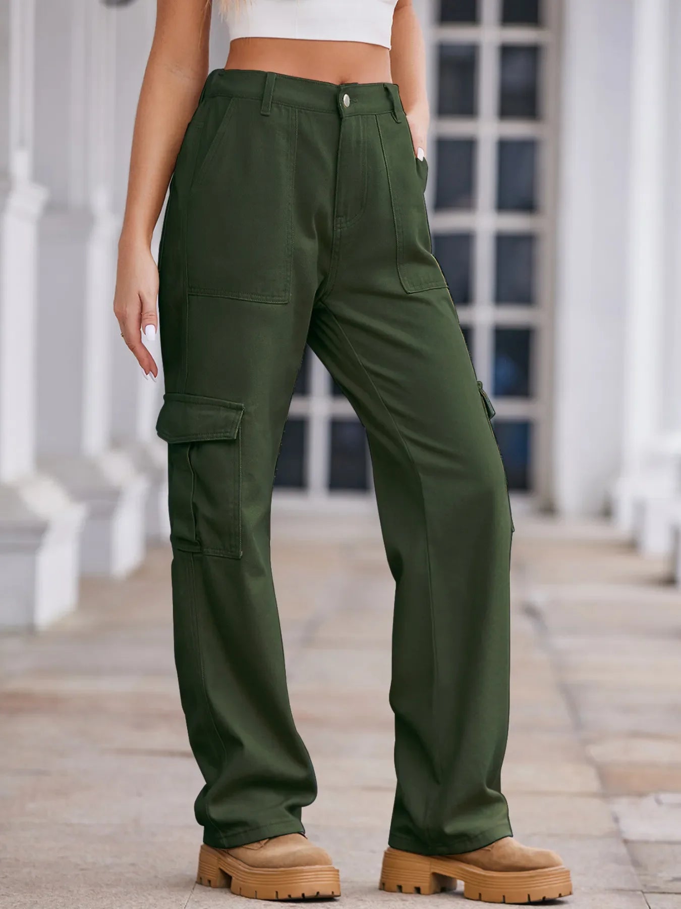 High-Waisted Stretch Cargo Jeans With Pockets - Southern Shores Clothing