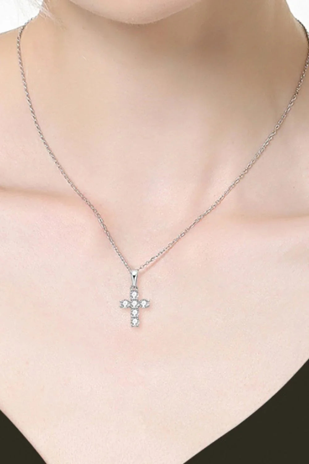 Sterling Silver Cross Moissanite Pendant Necklace Classic