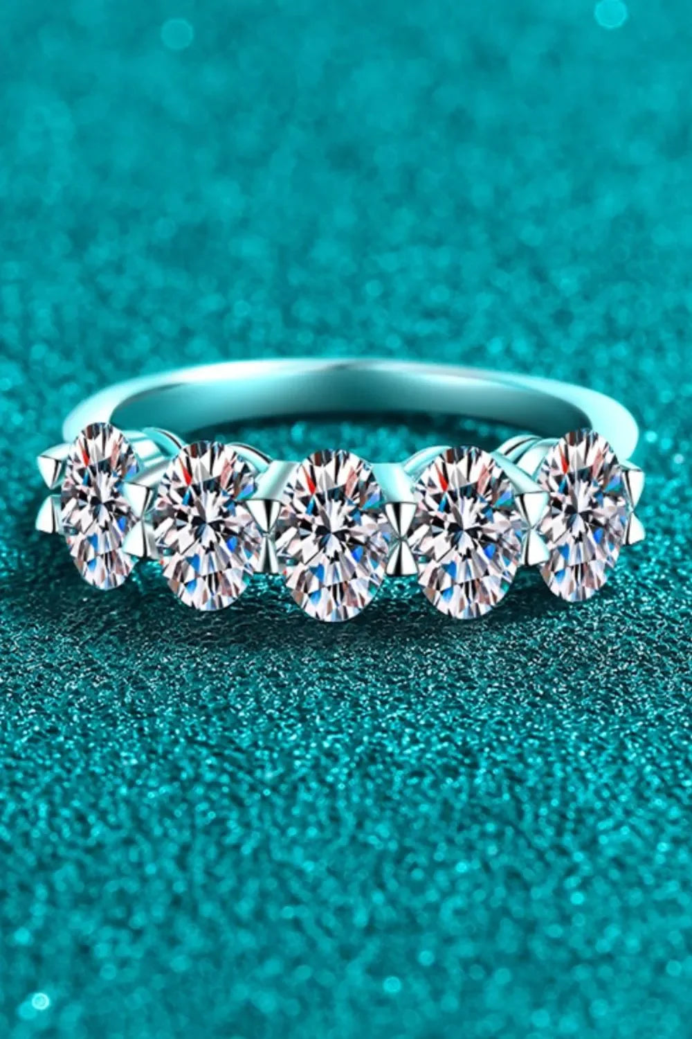 2.5 Carat Moissanite Sterling Silver Ring - Southern Shores Clothing