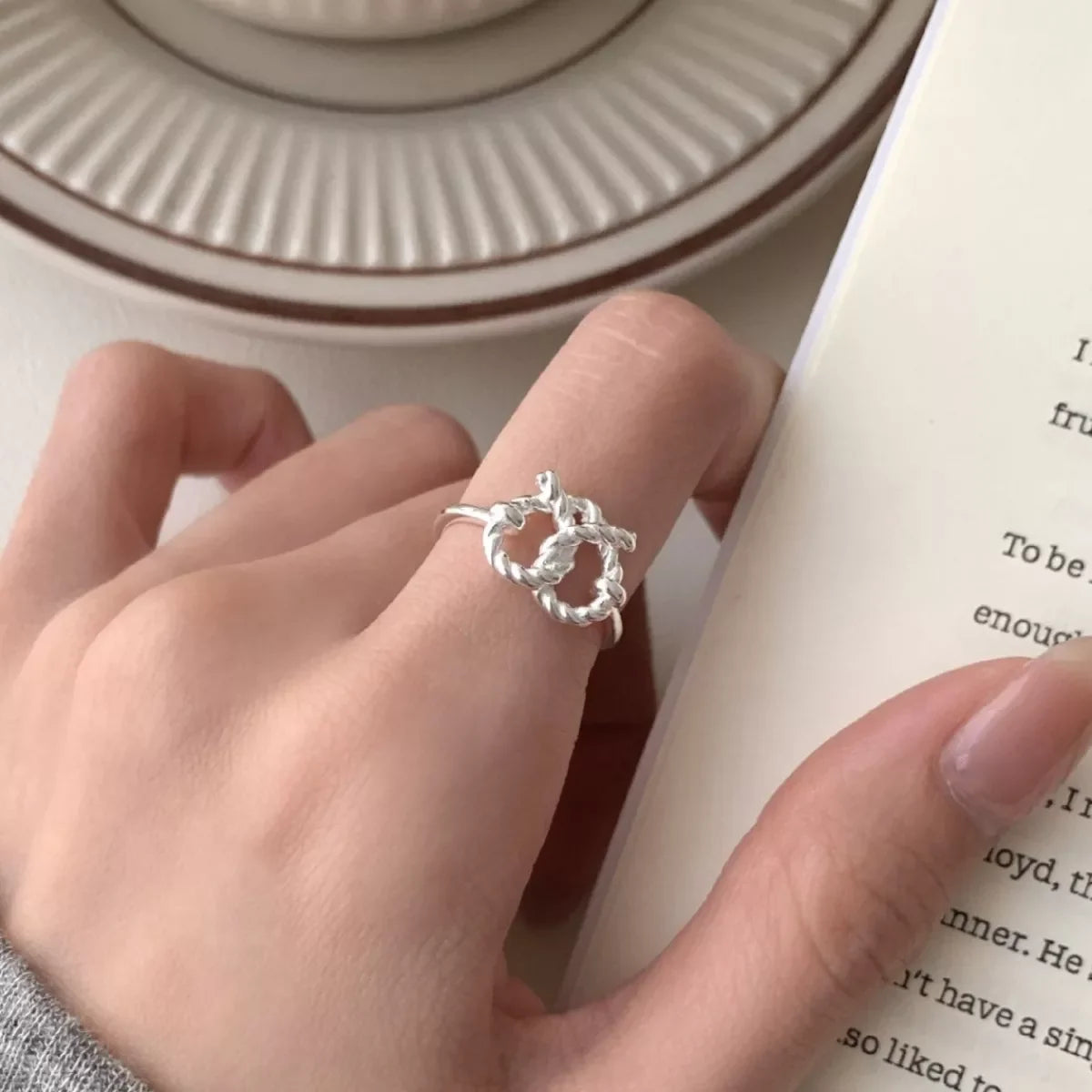 925 Sterling Silver Heart Knot Ring With Delicately Twisted Band - Southern Shores Clothing