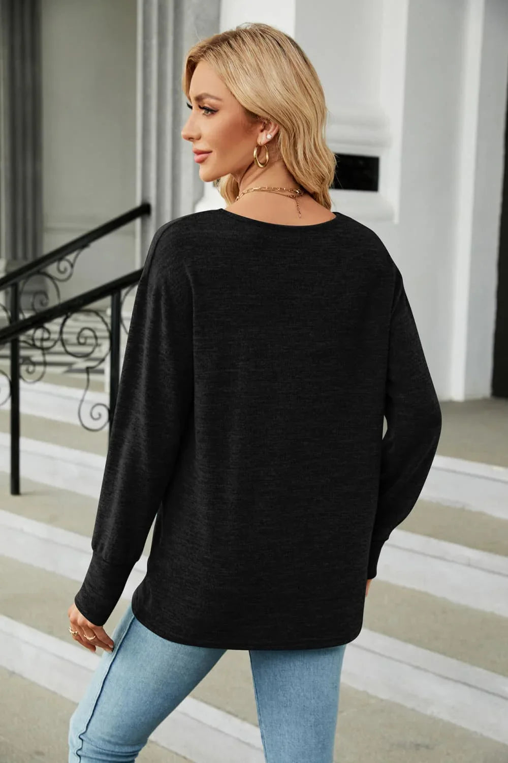 Casual V-Neck Long Sleeve Solid T-Shirt With Relaxed Fit - Southern Shores Clothing