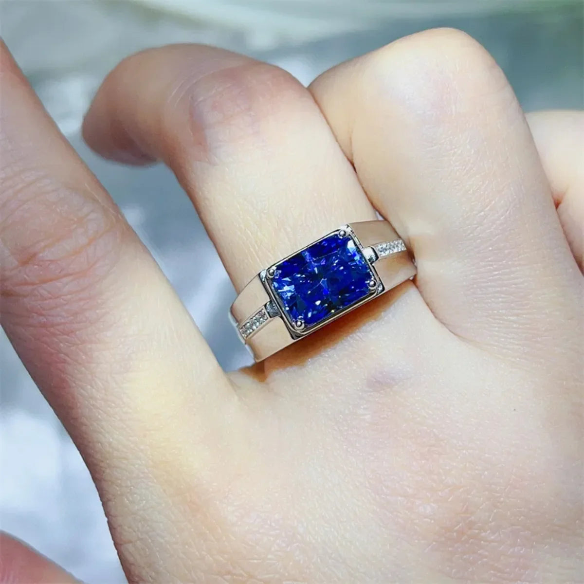2 Carat Moissanite Sterling Silver Ring With Certificate - Southern Shores Clothing