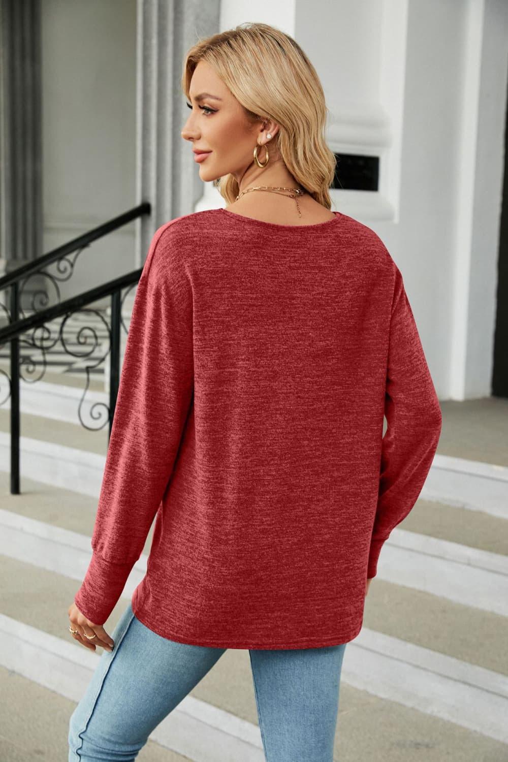 Casual V-Neck Long Sleeve Solid T-Shirt With Relaxed Fit - Southern Shores Clothing