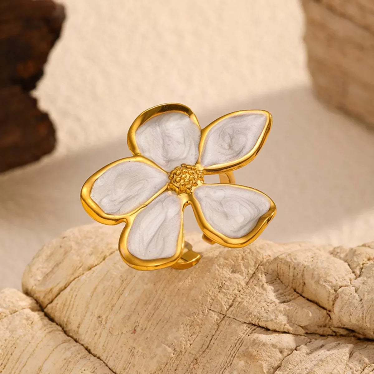 Floral Open Ring With Resin Inlay 18K Gold-Plated - Southern Shores Clothing