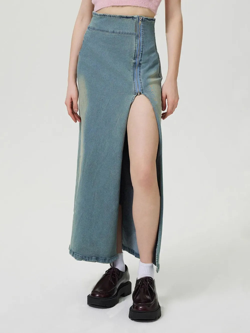 Stylish Women's Coastal Slit Denim Skirt with Front Zip