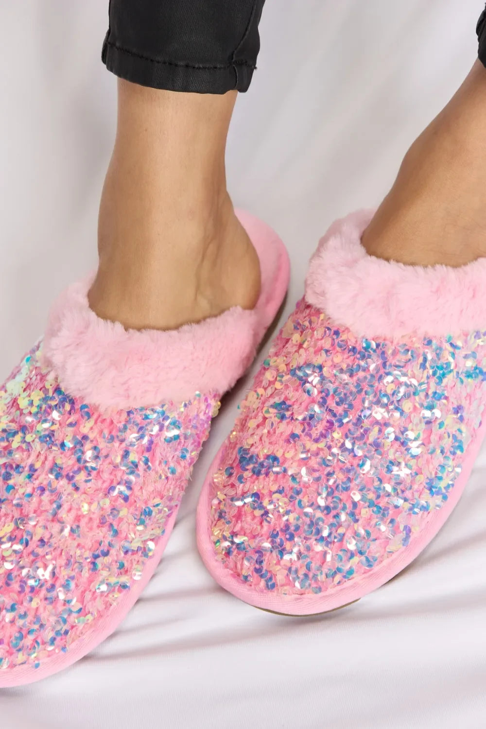 Sequin Plush Slippers With Round Toe And Soft Lining - Southern Shores Clothing