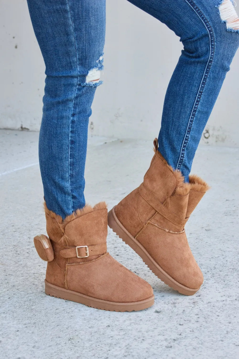 Plush Thermal Flat Boots With Plush Lining