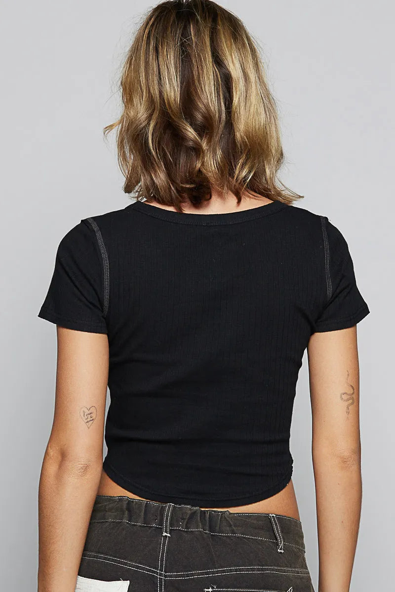 Contrast Stitching Round Neck Crop T Shirt