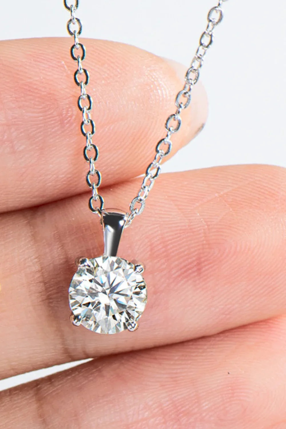 Minimalist Sterling Silver Moissanite Necklace - Southern Shores Clothing