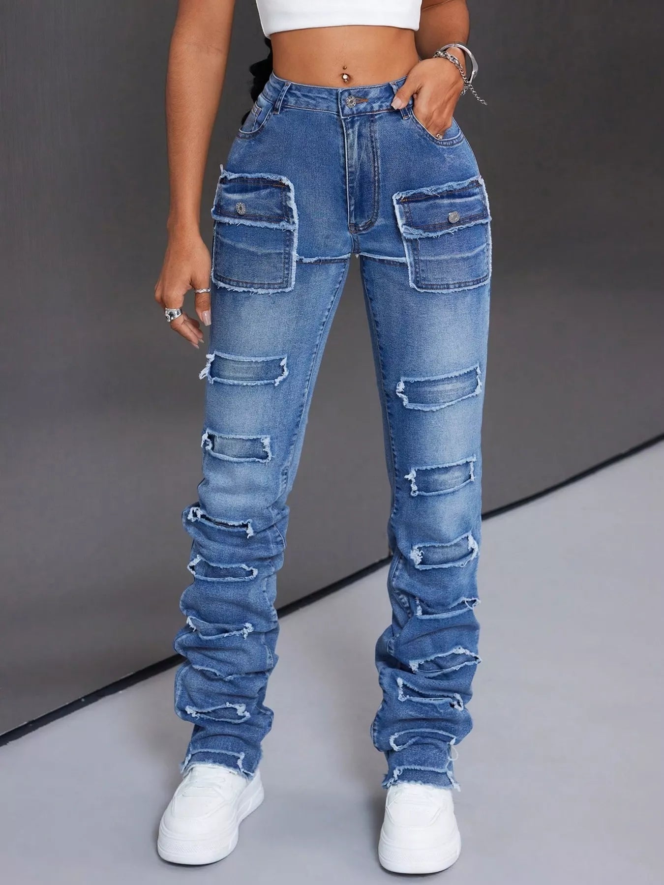 Coastal Inspired Women's Distressed Slim Fit Jeans