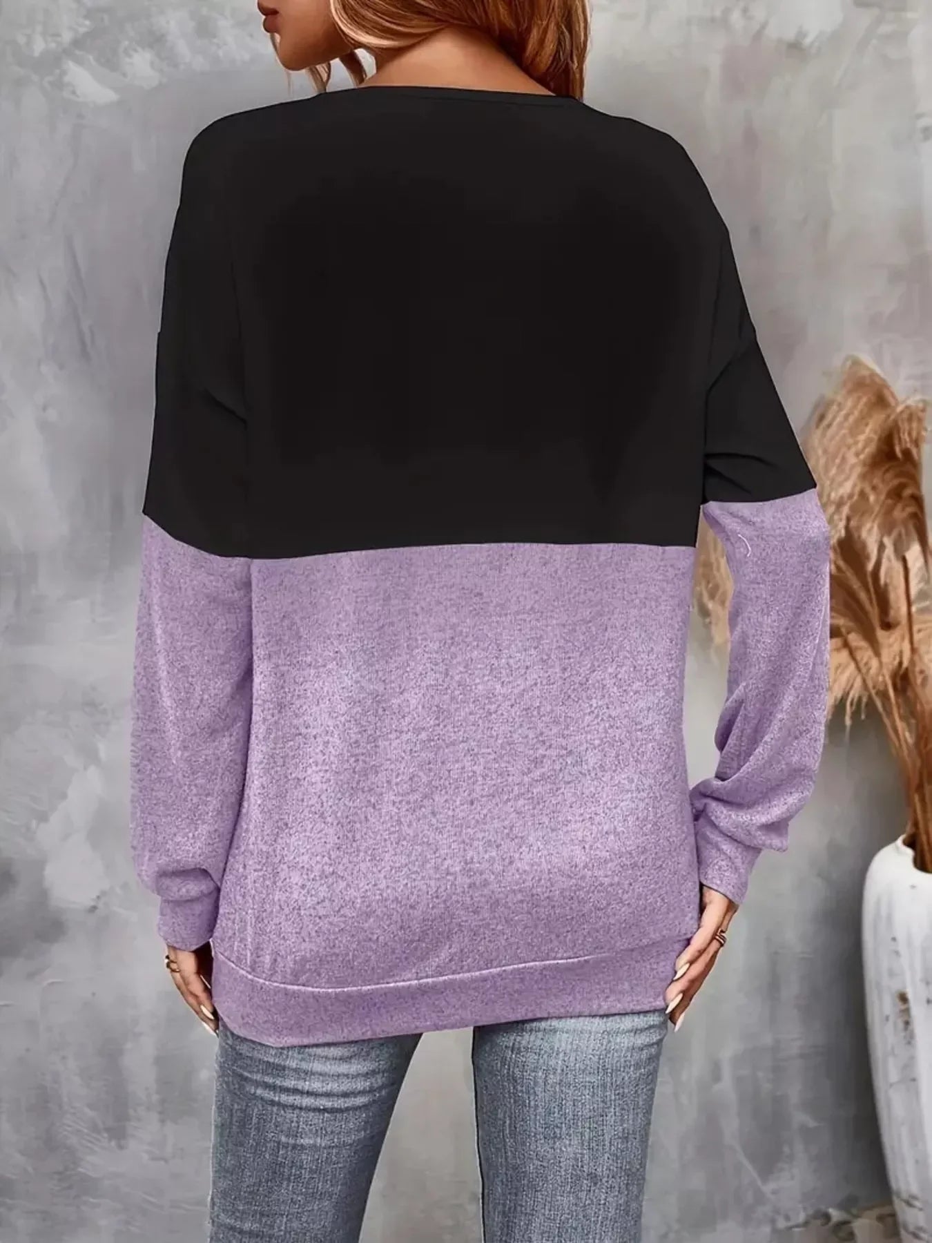 Crisscross V-Neck Block Long Sleeve Stretch T-Shirt - Southern Shores Clothing