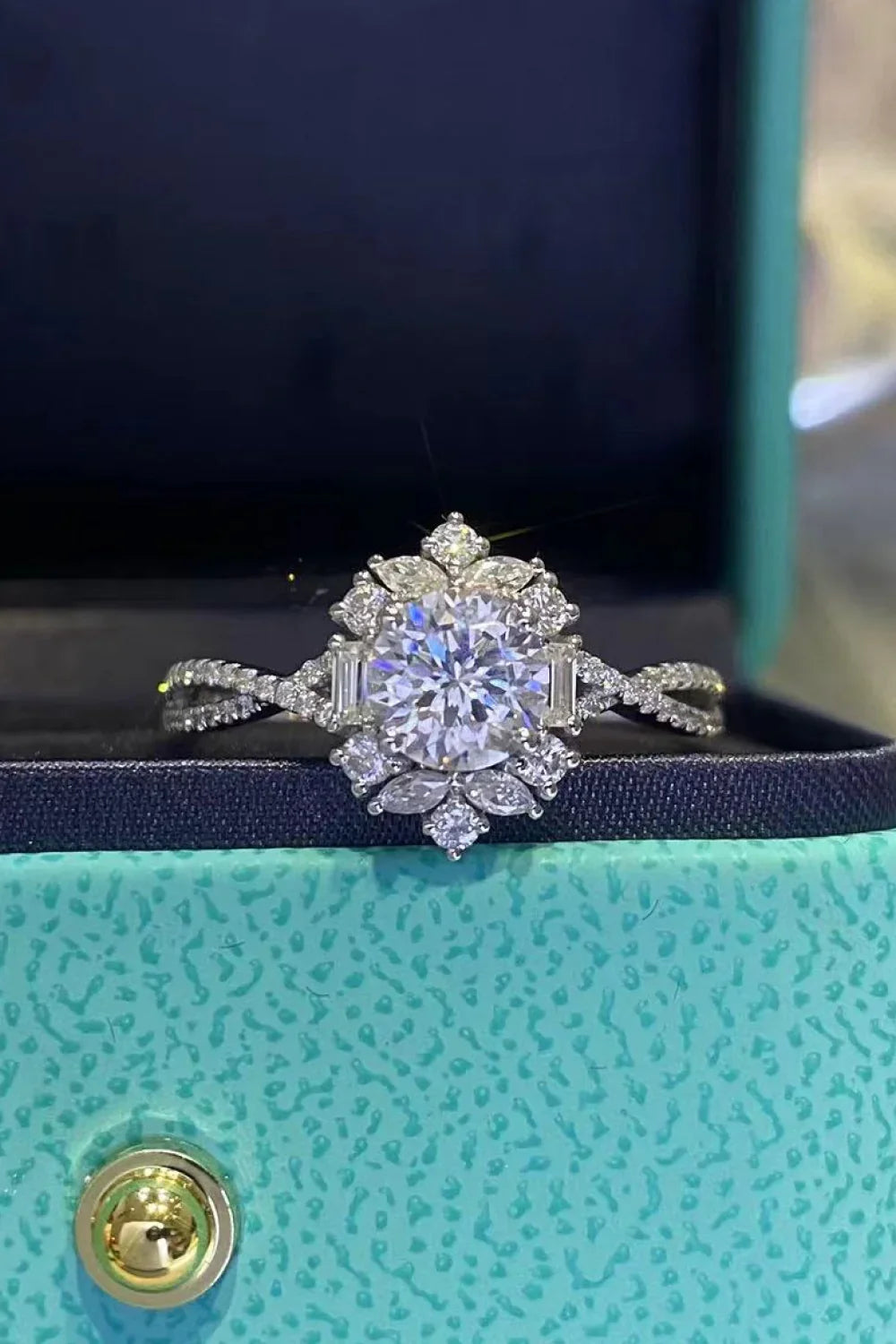 Floral 2 Carat Moissanite Crisscross Ring - Southern Shores Clothing