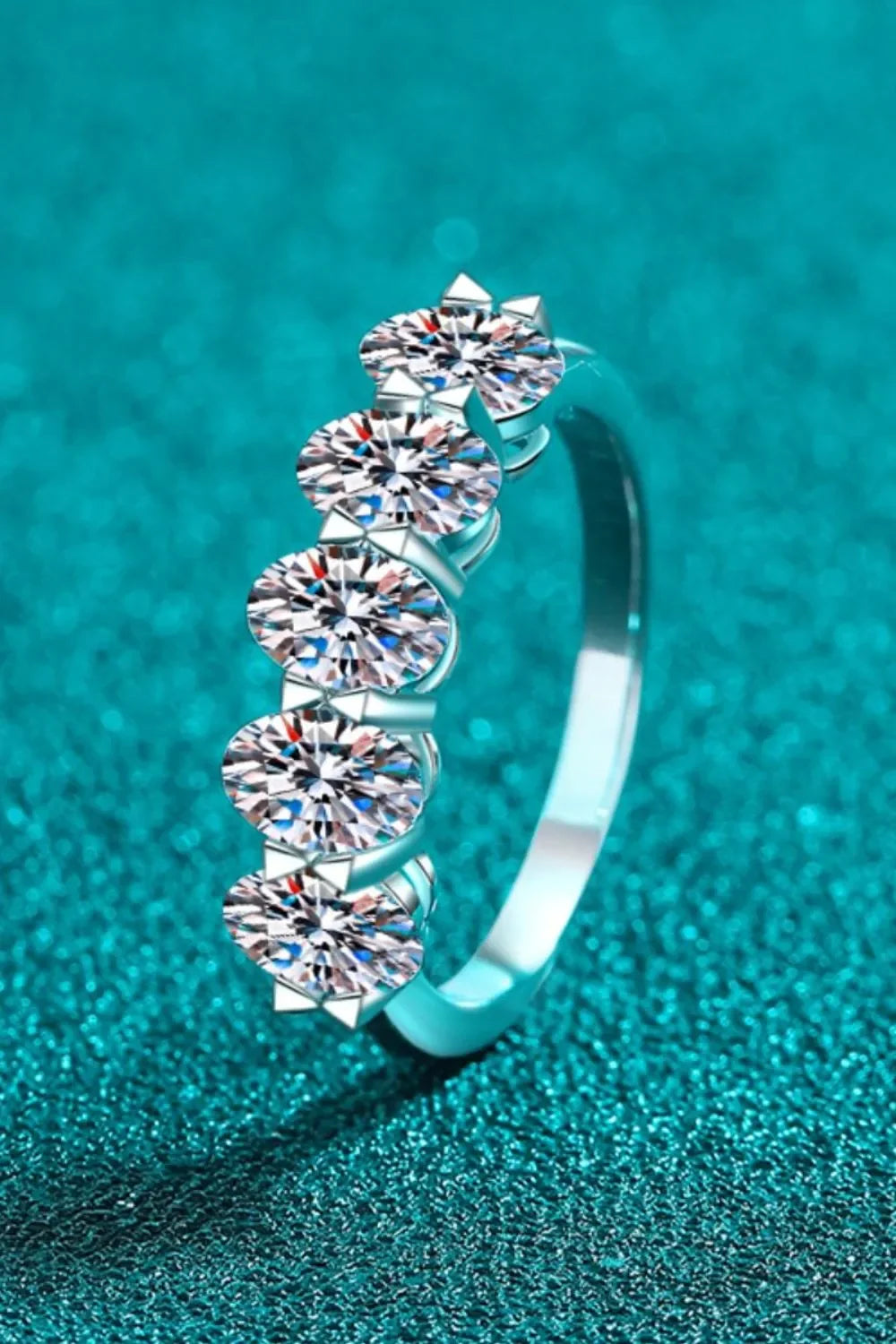 2.5 Carat Moissanite Sterling Silver Ring - Southern Shores Clothing