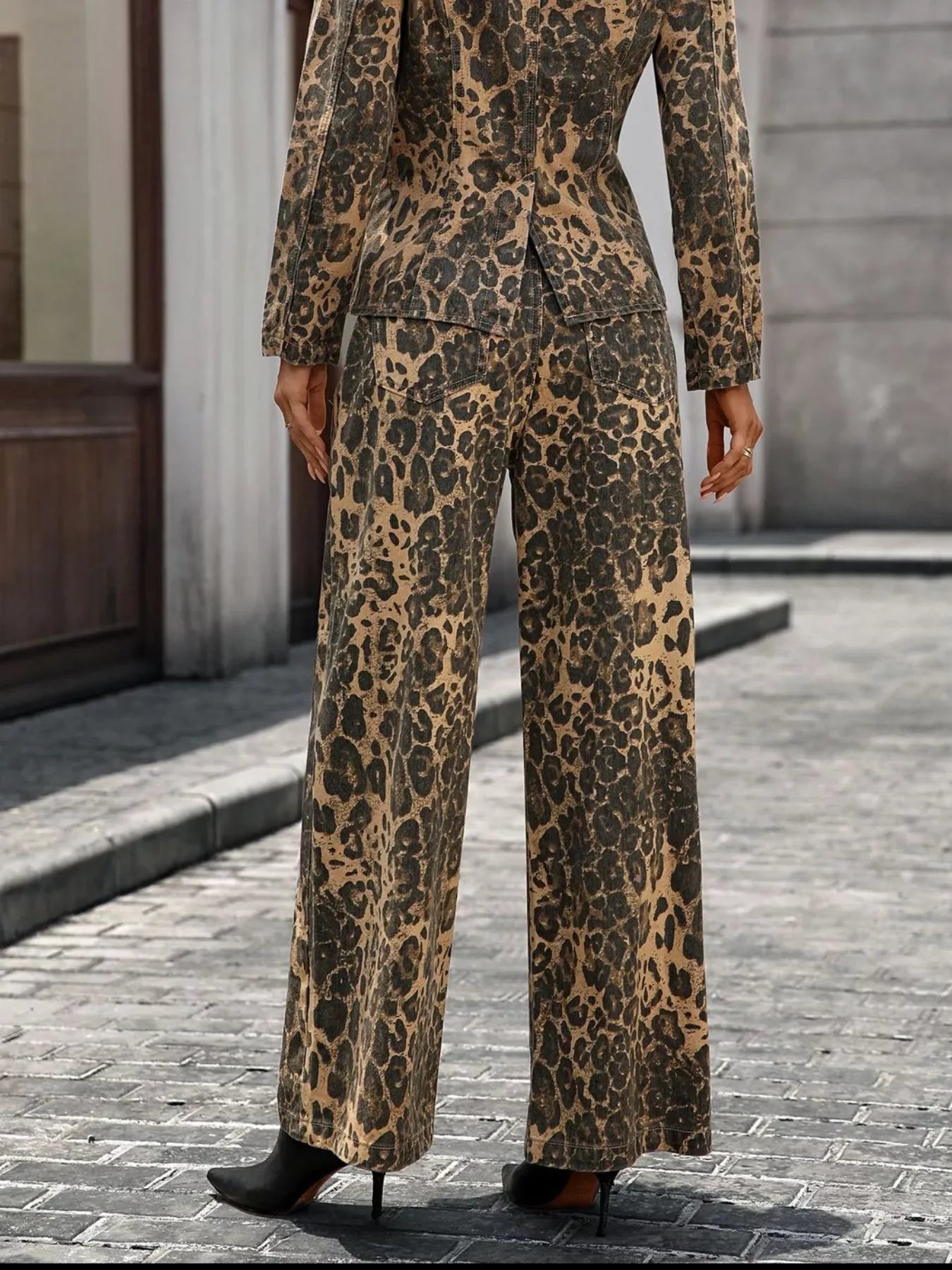 Coastal Leopard Wide-Leg Denim Jeans For Everyday Wear - Southern Shores Clothing