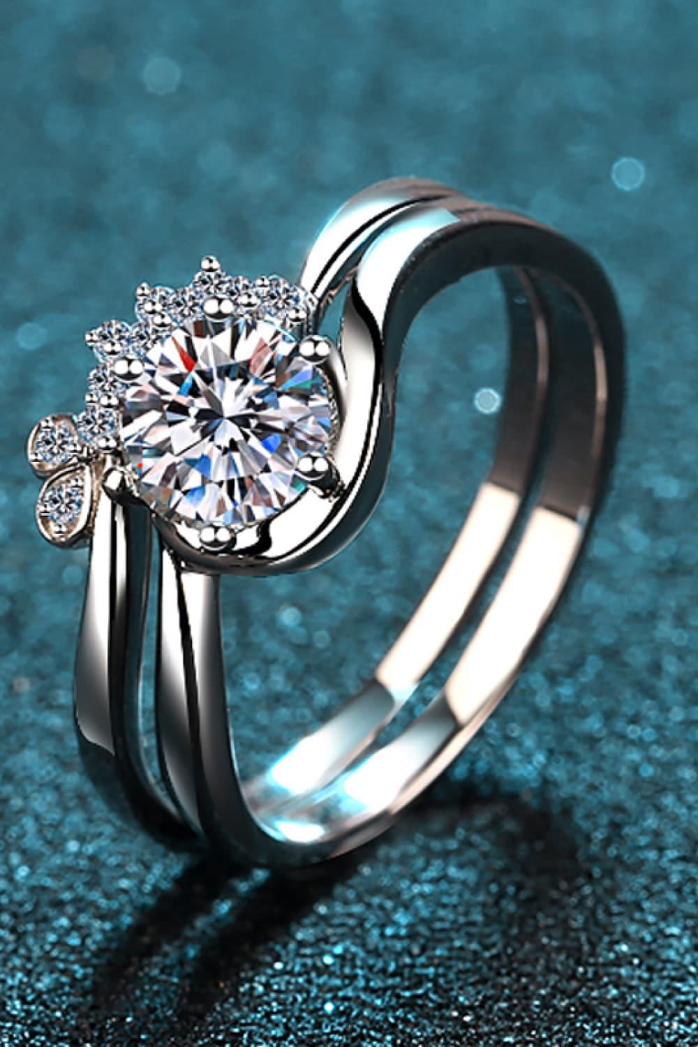 Minimalist Moissanite Ring Set With Comfort Design