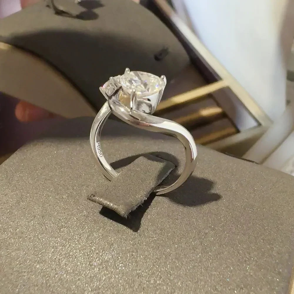 1.3 Carat Moissanite Sterling Silver Irregular Ring - Southern Shores Clothing