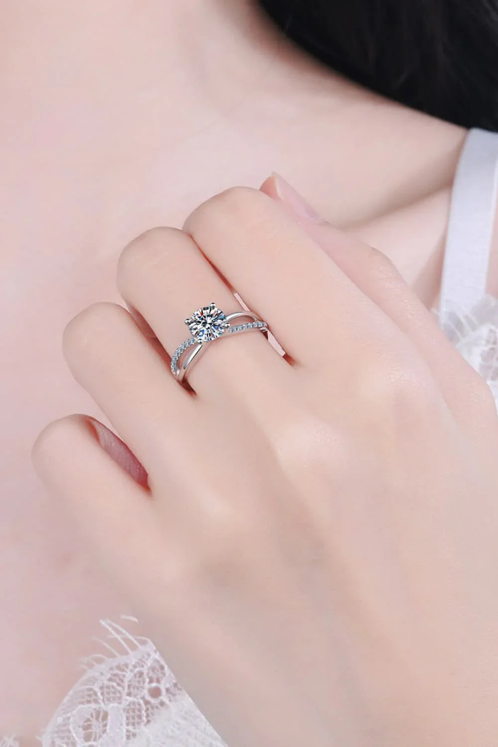 1 Carat Moissanite Crisscross Split Shank Ring - Southern Shores Clothing