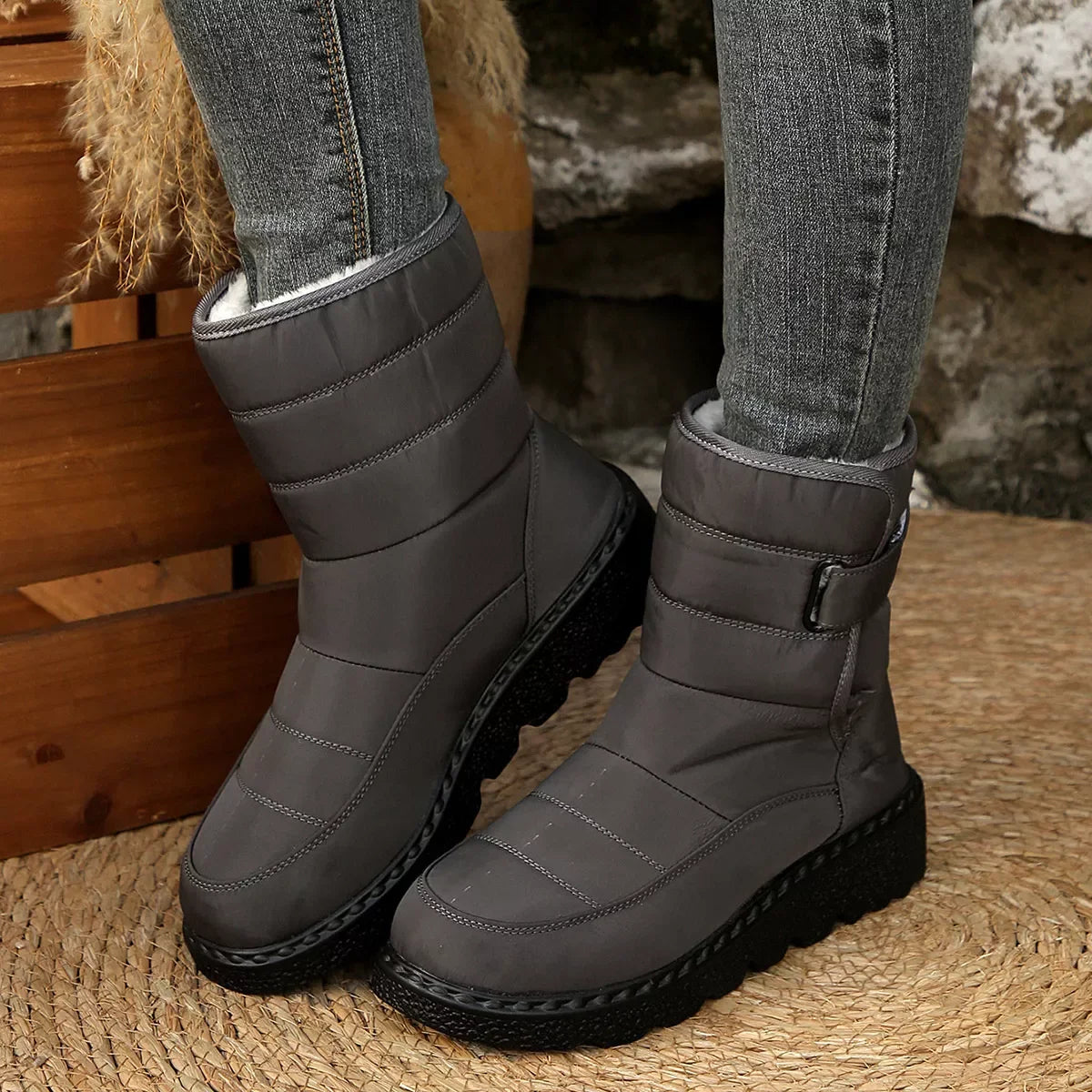 Round Toe Platform Boots With Flat Heel Style - Southern Shores Clothing