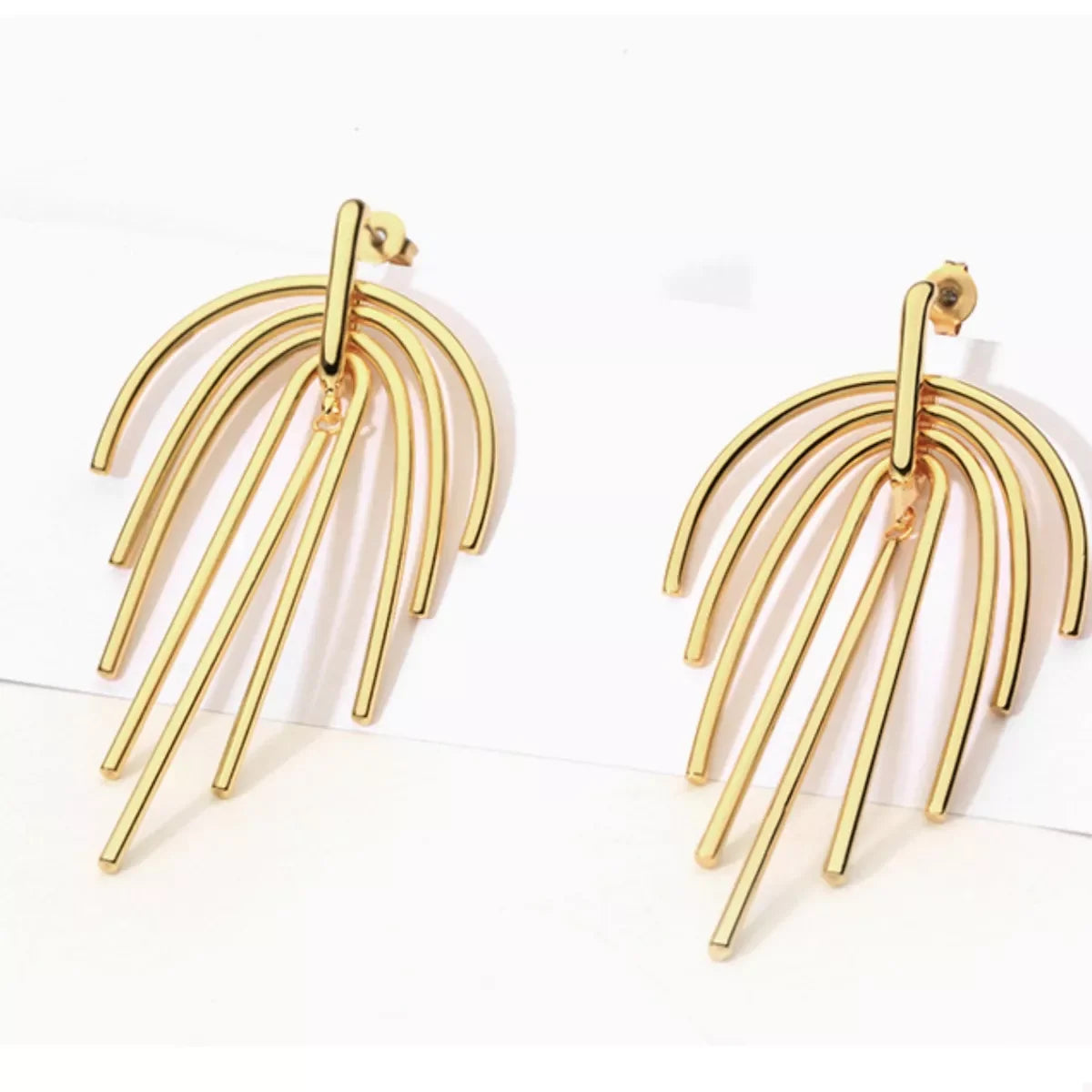18K Gold-Plated Lightweight Geometric Earrings - Southern Shores Clothing