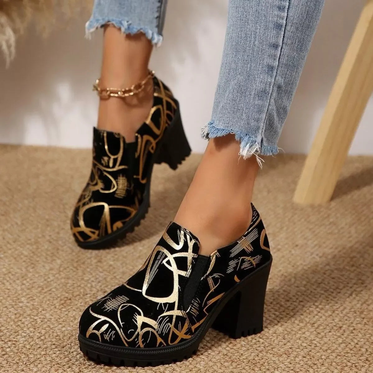 Round Toe Block Heel Pumps For Dressy Occasions