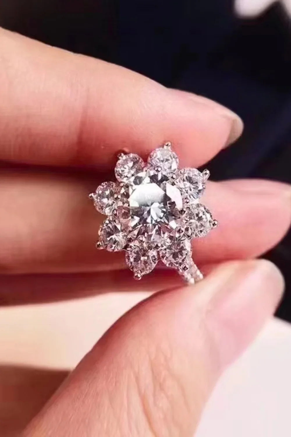 Moissanite Flower Ring in 925 Sterling Silver - Southern Shores Clothing