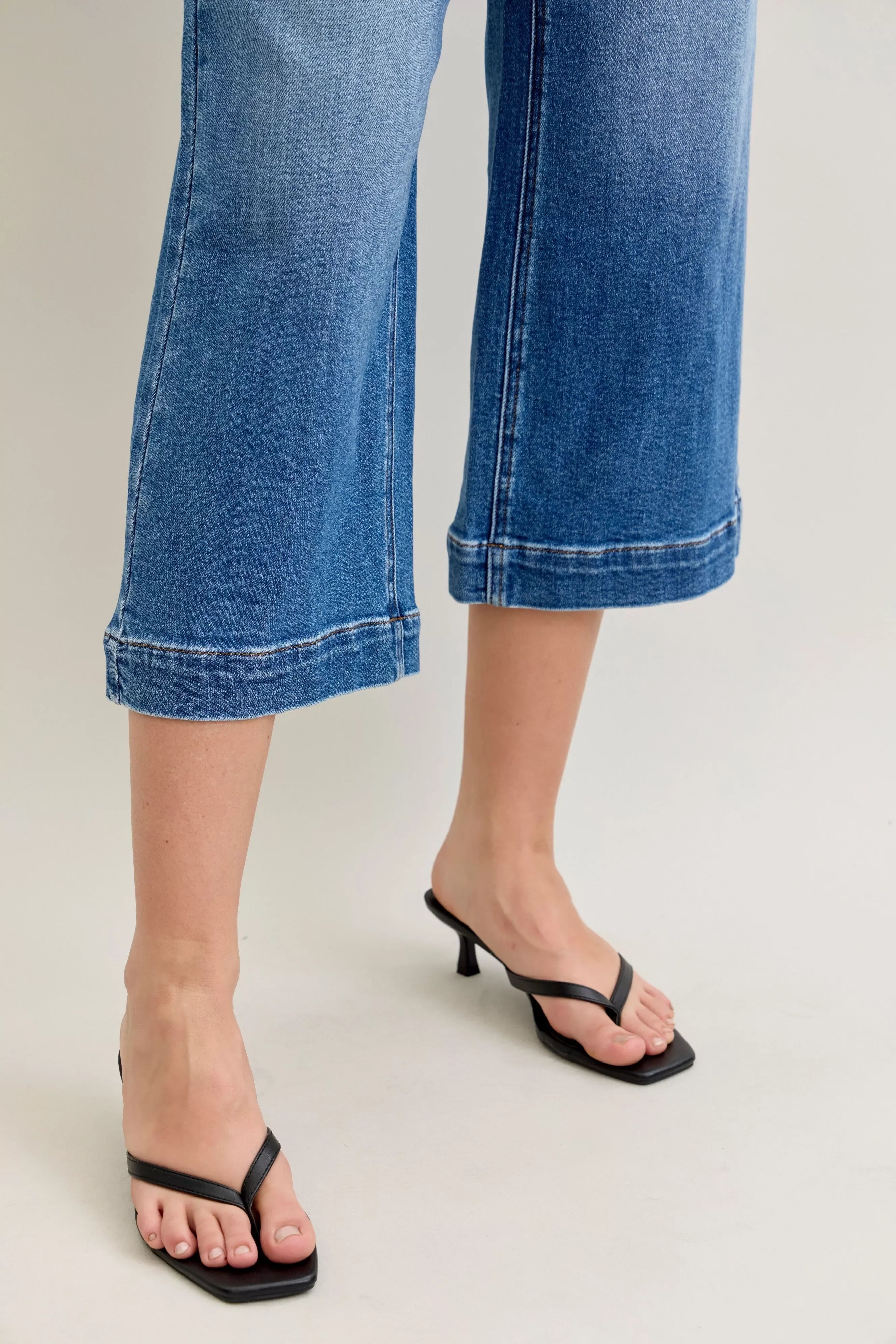 Mid Rise Crop Wide Leg Denim Jeans Relaxed Fit - Southern Shores Clothing