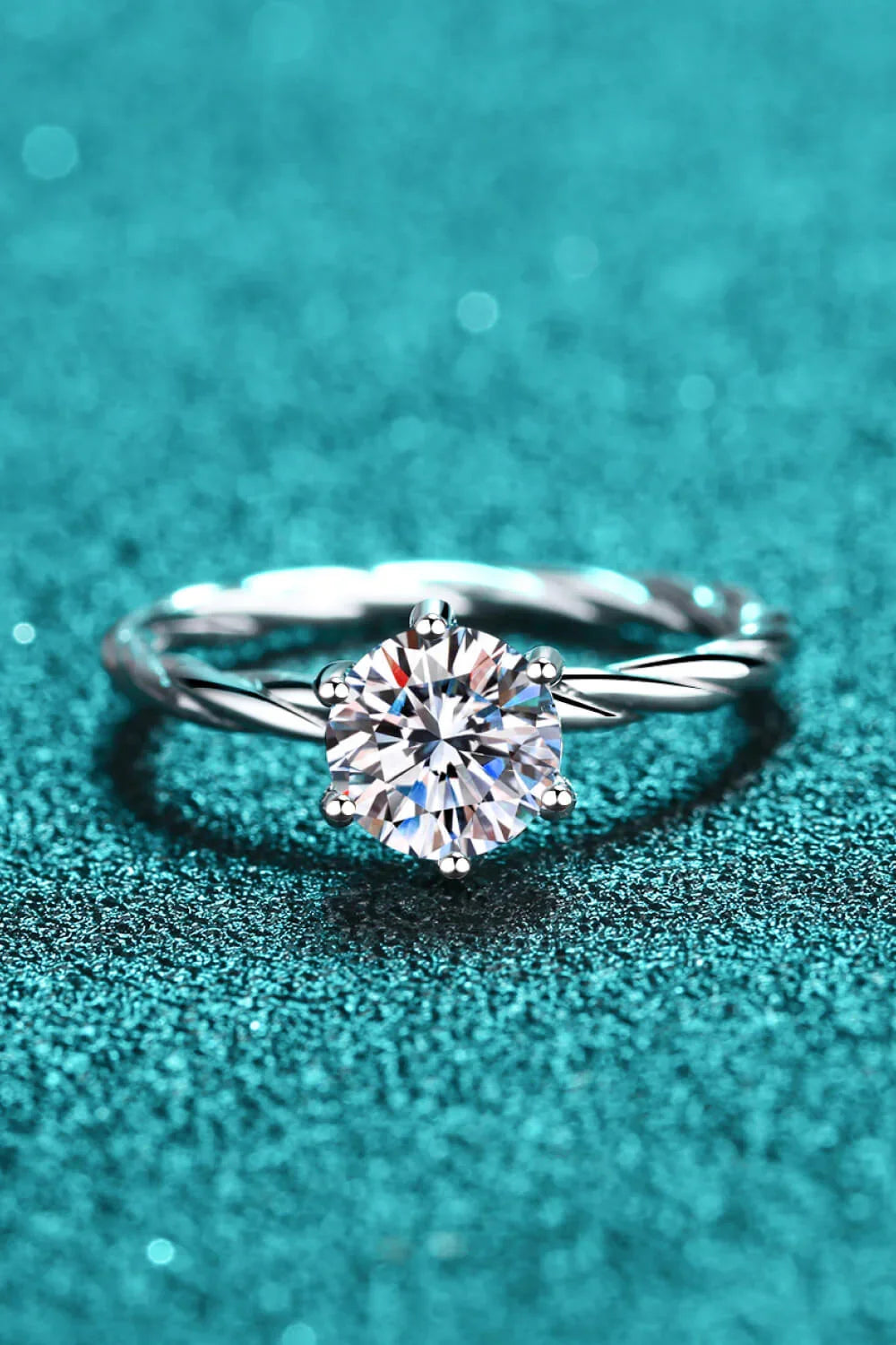 1 Carat Moissanite Sterling Silver Twisted Ring - Southern Shores Clothing