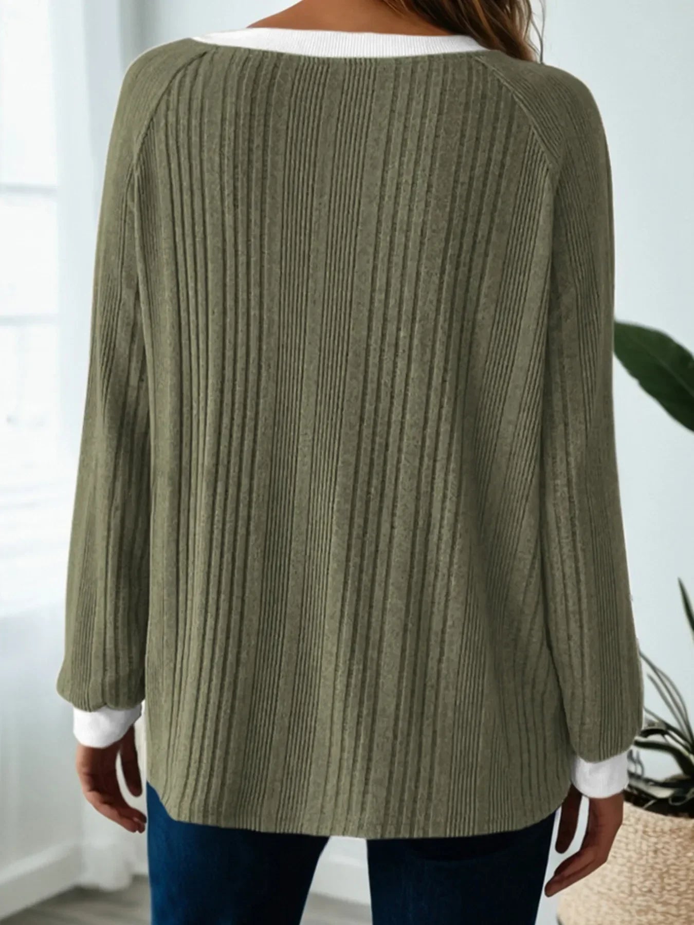 Ribbed Contrast Cuffed Round Neck Long Sleeve T Shirt - Southern Shores Clothing