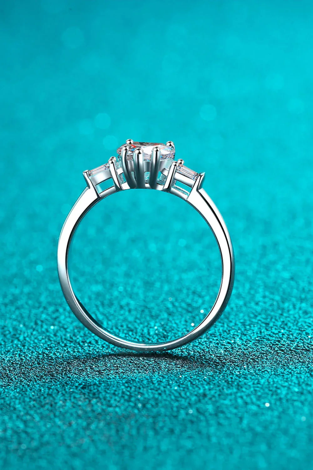 1.2 Ct Moissanite Heart Ring In Sterling Silver - Southern Shores Clothing