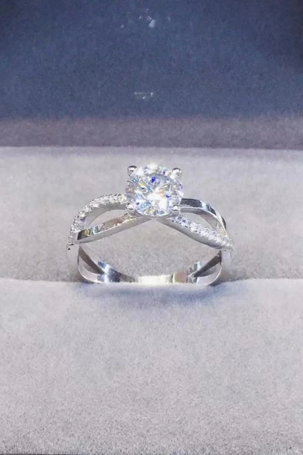 Sterling Silver 2 Carat Moissanite Crisscross Ring - Southern Shores Clothing