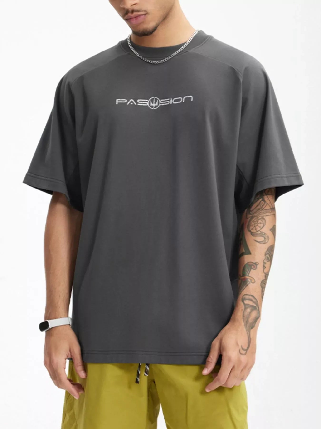 Slim Fit Round Neck T Shirt With Stretchy Fabric - Southern Shores Clothing