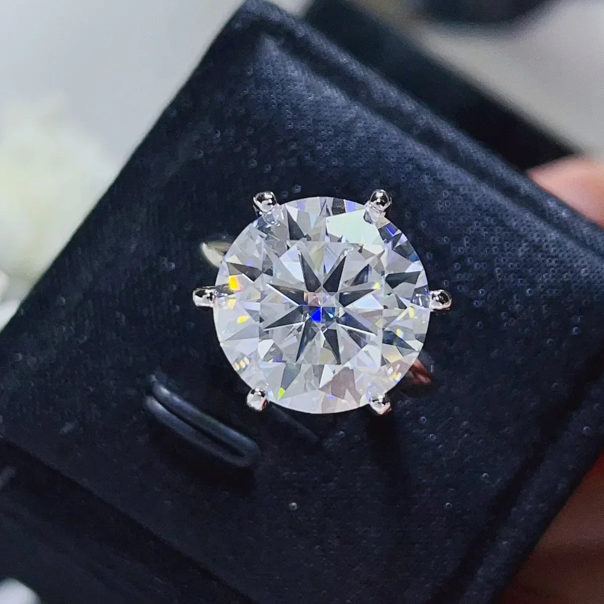10 Carat Moissanite Platinum-Plated Sterling Silver Ring - Southern Shores Clothing