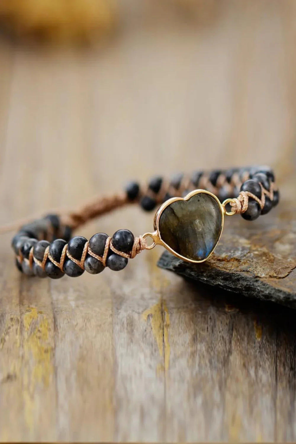 Heart Shaped Natural Stone Bracelet With Copper Accents - Southern Shores Clothing