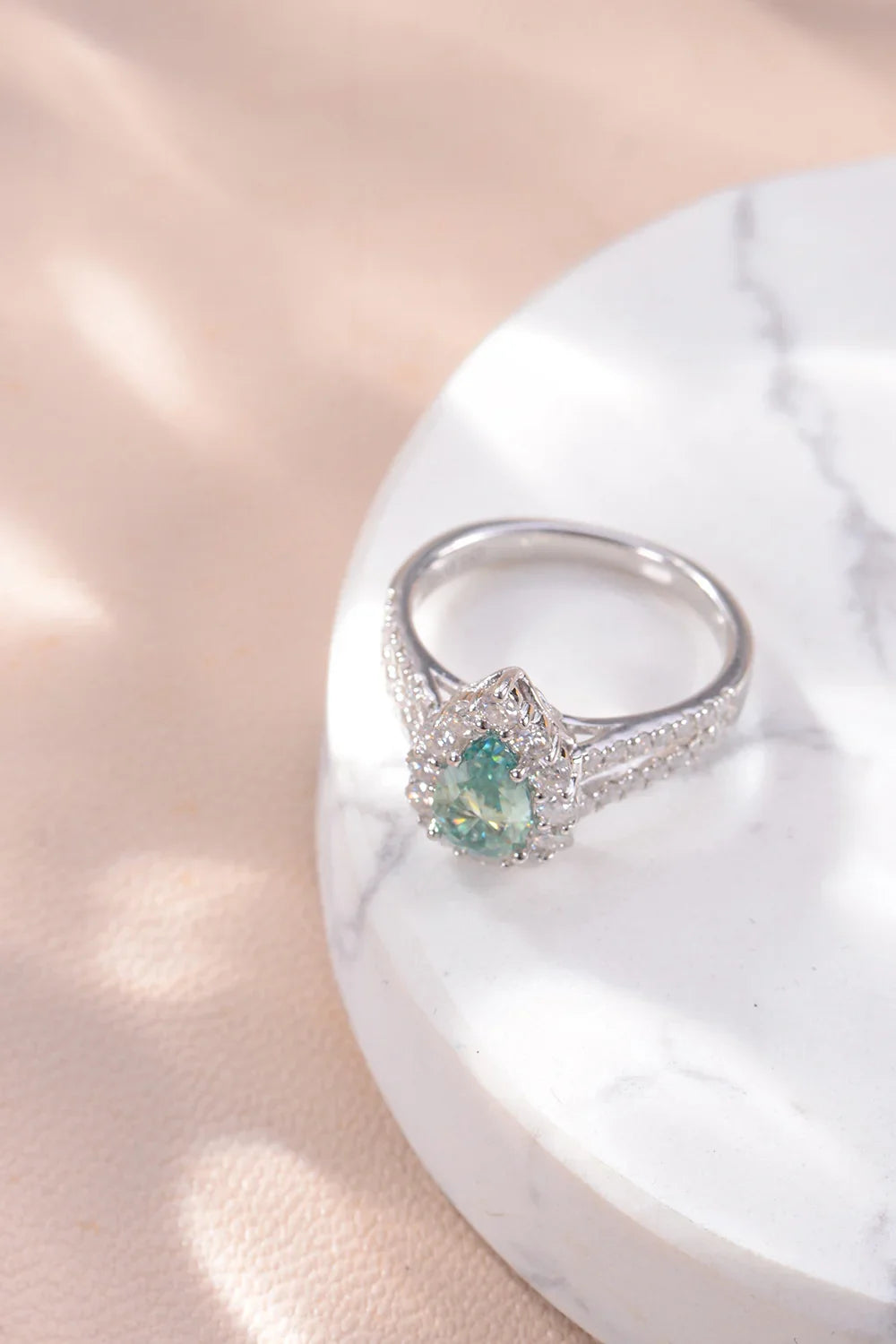 1 Carat Modern Moissanite Sterling Silver Ring - Southern Shores Clothing