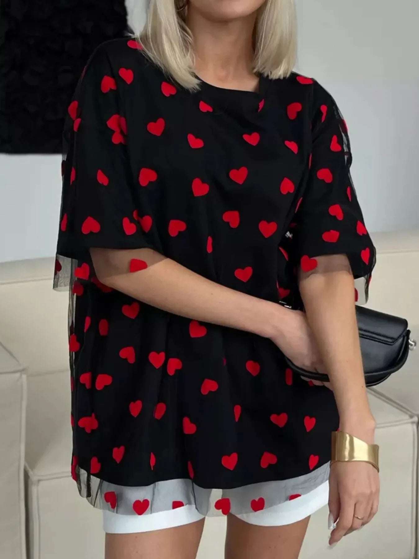 Oversized Heart Print T Shirt For Everyday Wear - Southern Shores Clothing